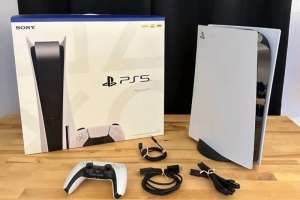 Sony Playstation Ps5 Console Blu--ray Edition